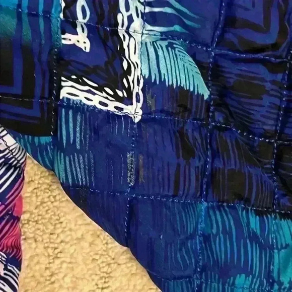 Weekends by Chico's Womens Quilted jacket Geometric Pattern Blue White size 1 - Picture 4 of 9